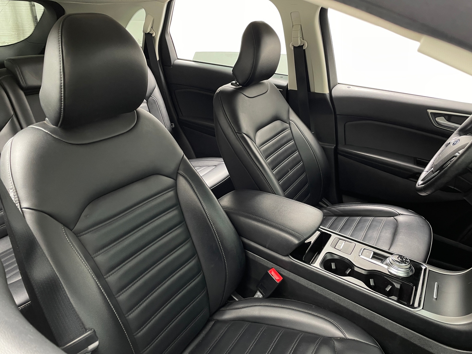Thumbnail: 2019 Ford Edge - 2