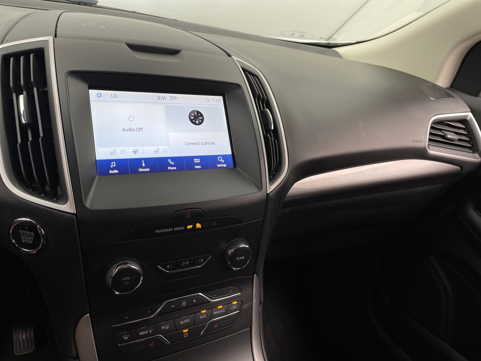 Thumbnail: 2019 Ford Edge - 4