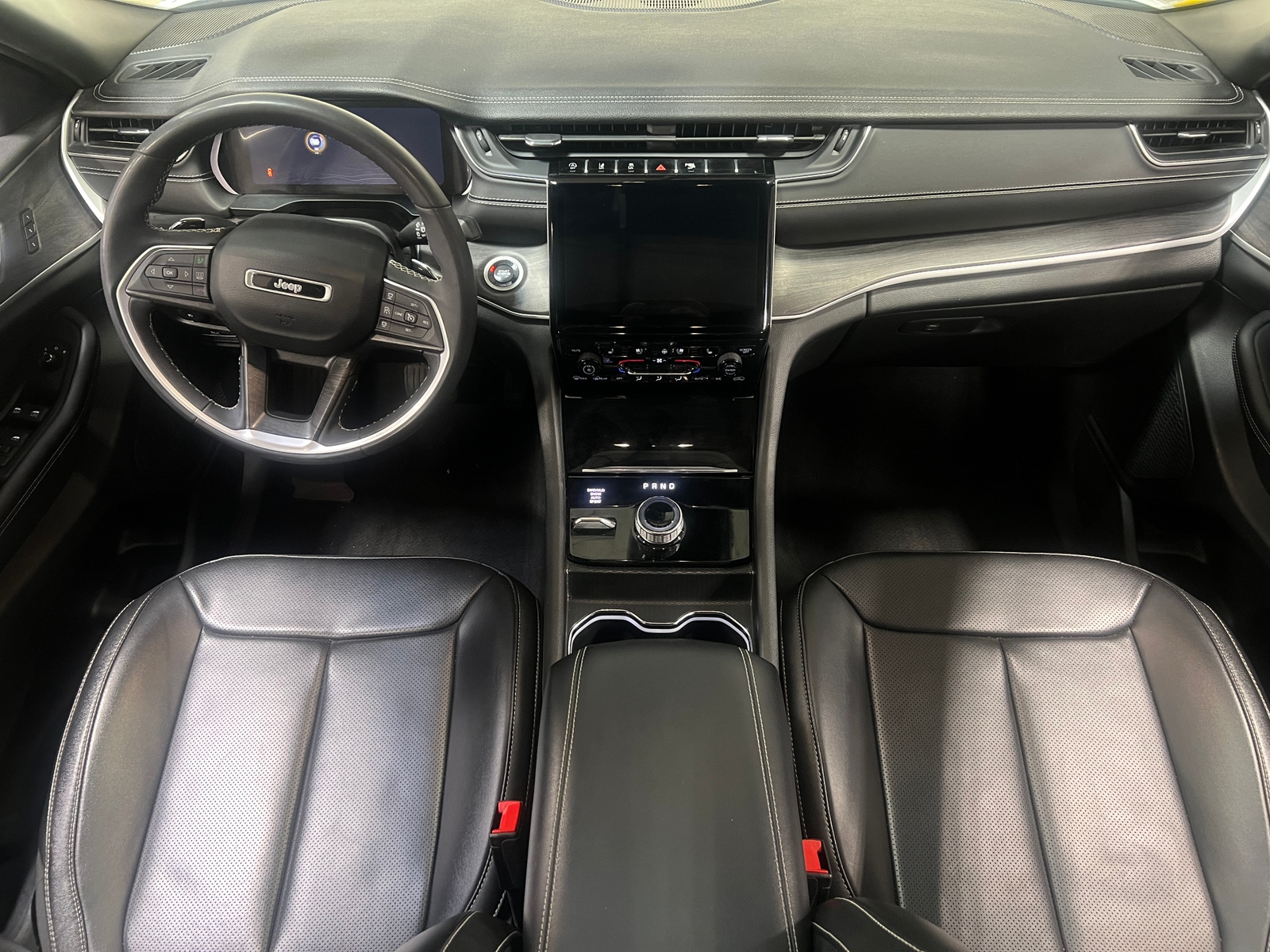 Thumbnail: 2024 Jeep Grand Cherokee L - 2