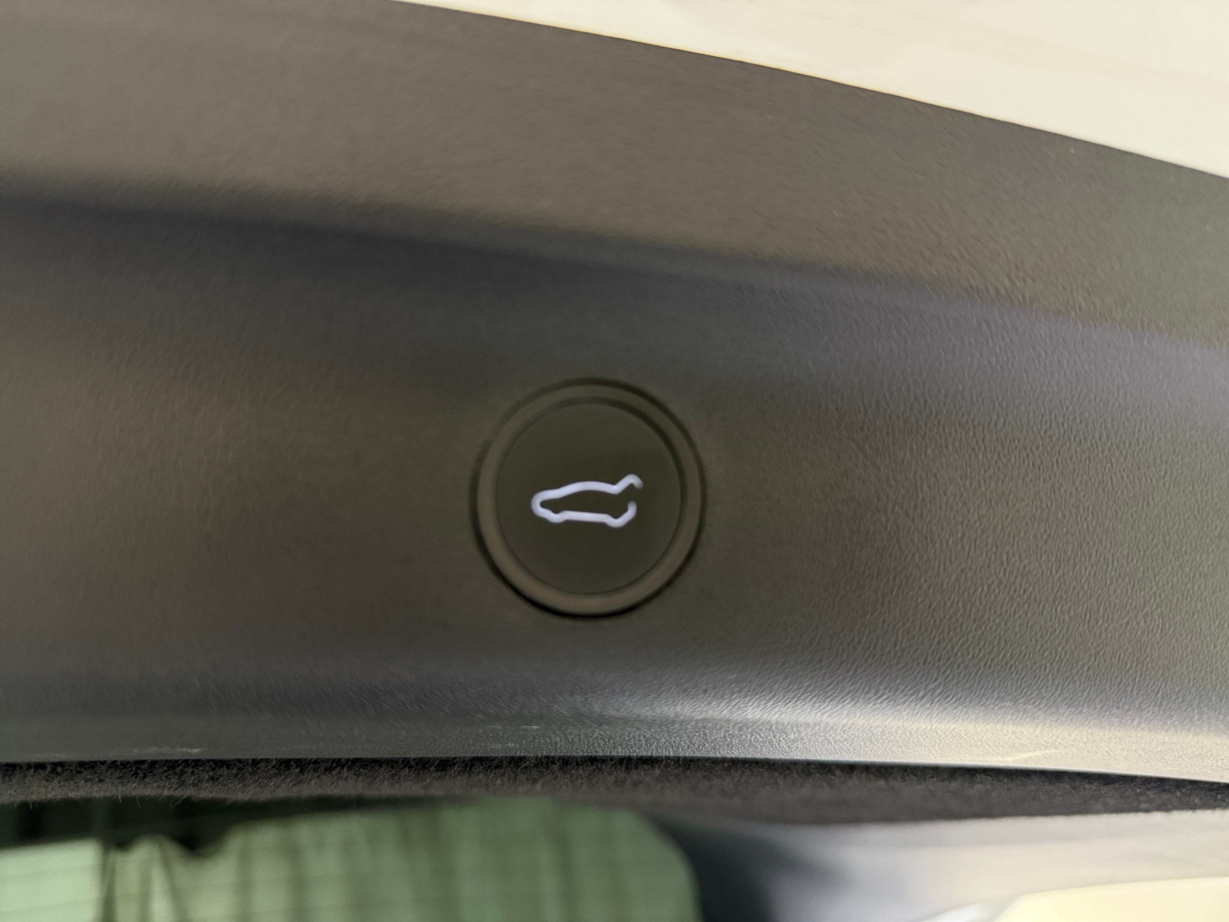 Used 2024 Tesla Model Y Long Range with VIN 7SAYGDEE7RA262753 for sale in Auburn, WA