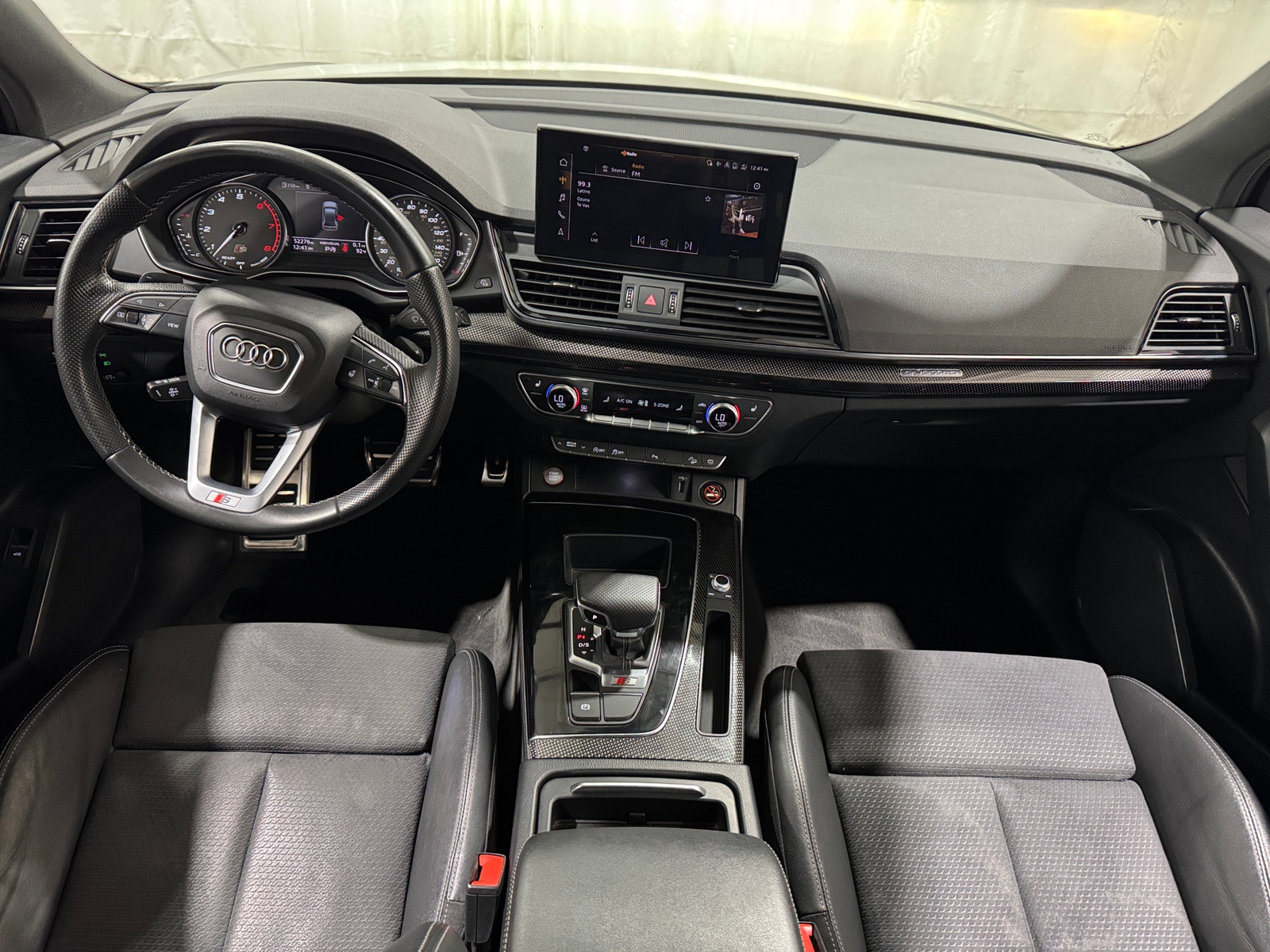 Thumbnail: 2022 Audi SQ5 - 2
