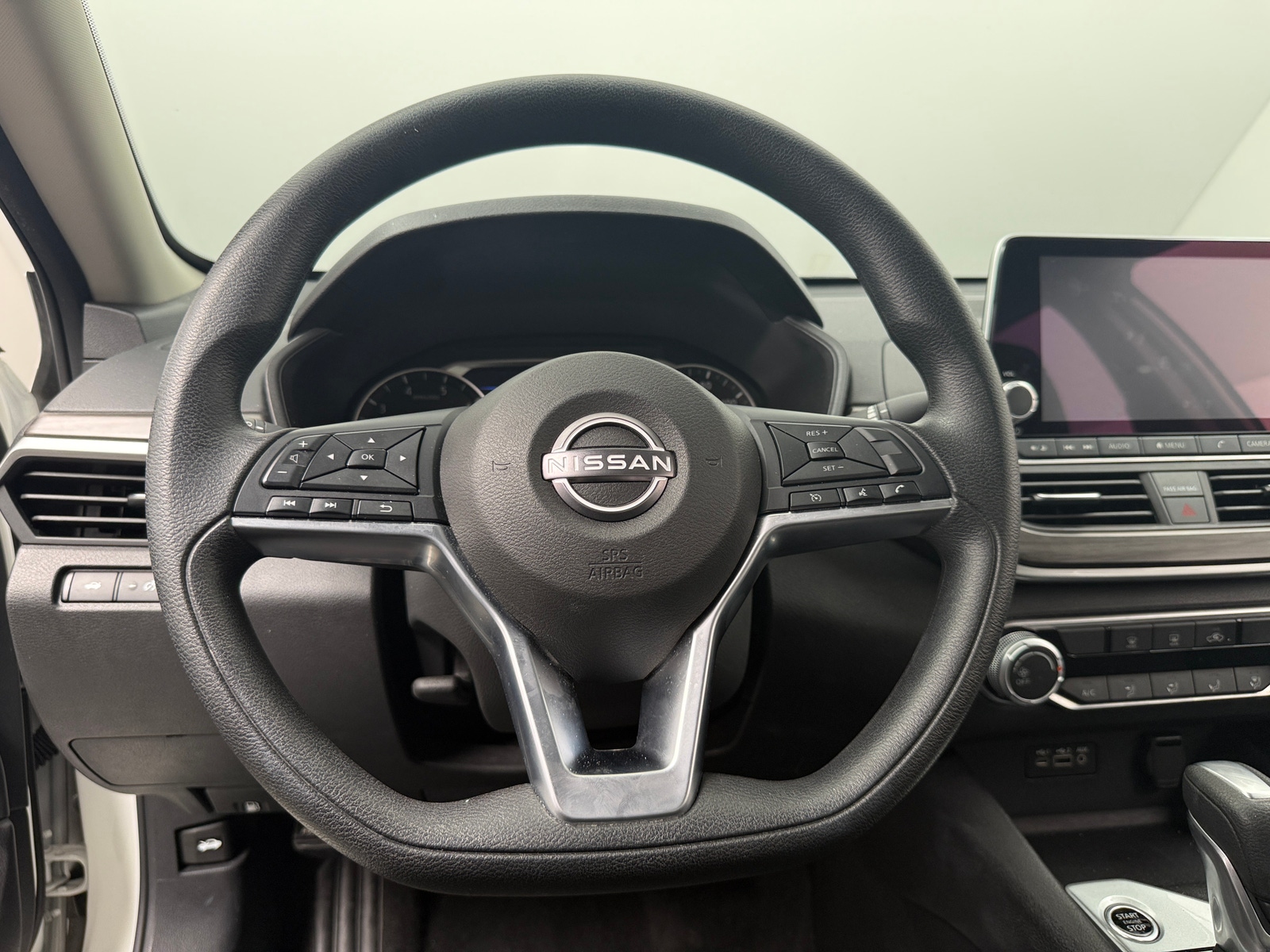 Thumbnail: 2025 Nissan Altima - 5
