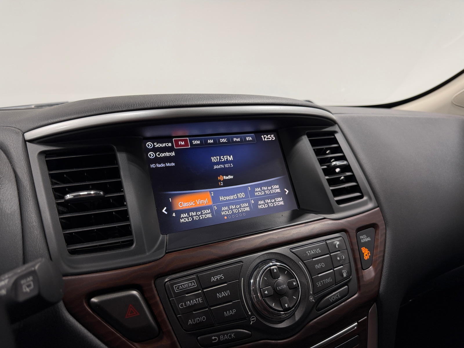 Thumbnail: 2019 Nissan Pathfinder - 3