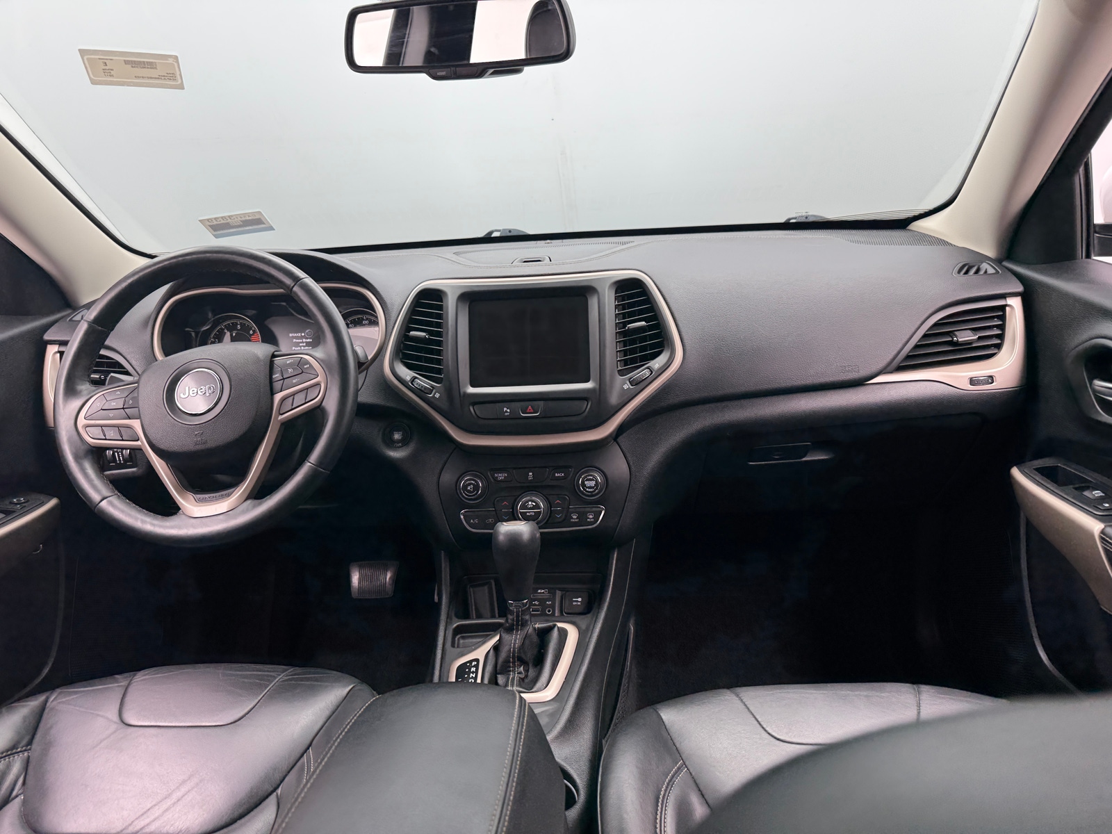 Thumbnail: 2017 Jeep Cherokee - 2