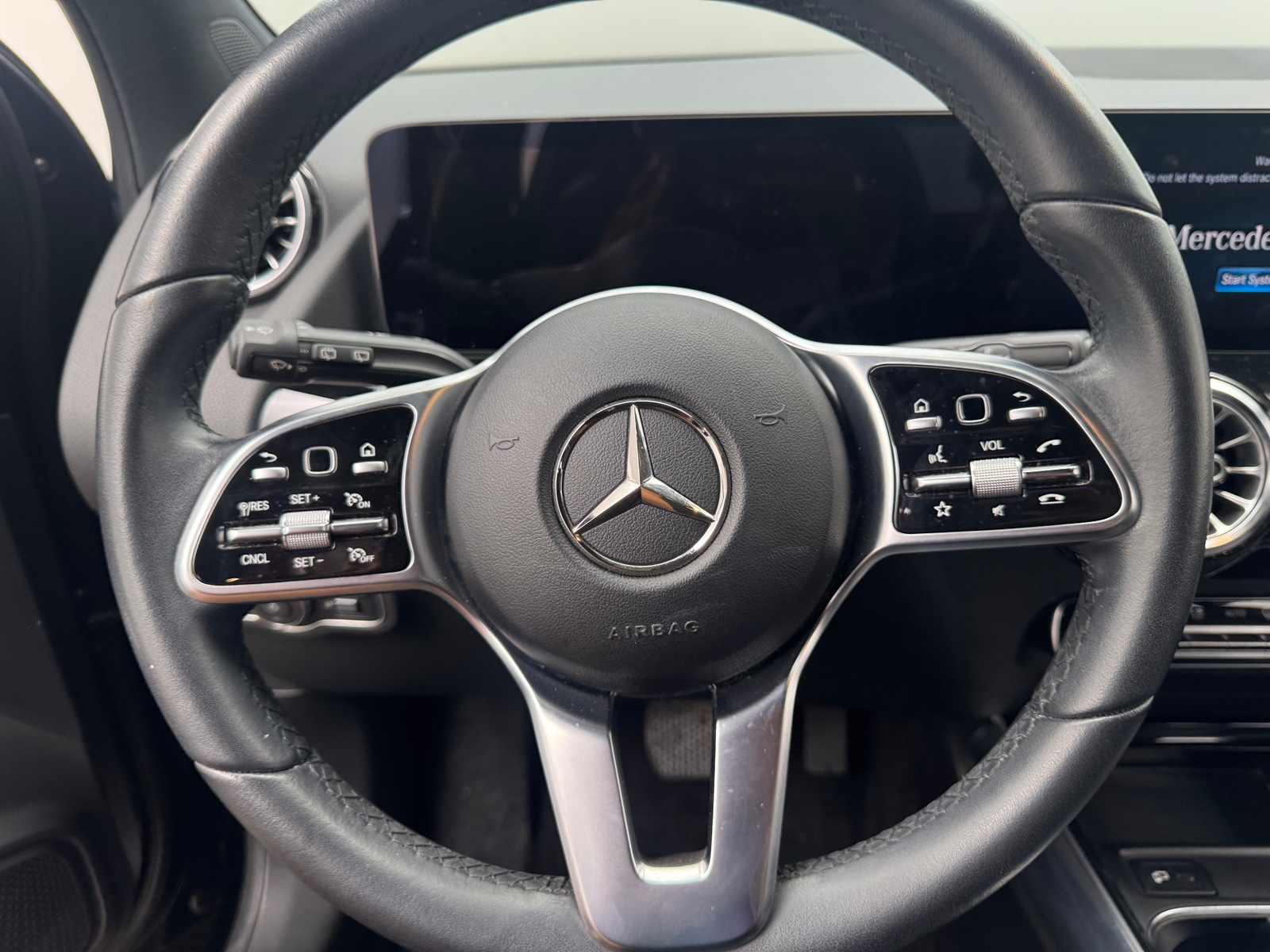 Thumbnail: 2022 Mercedes-Benz GLA - 4