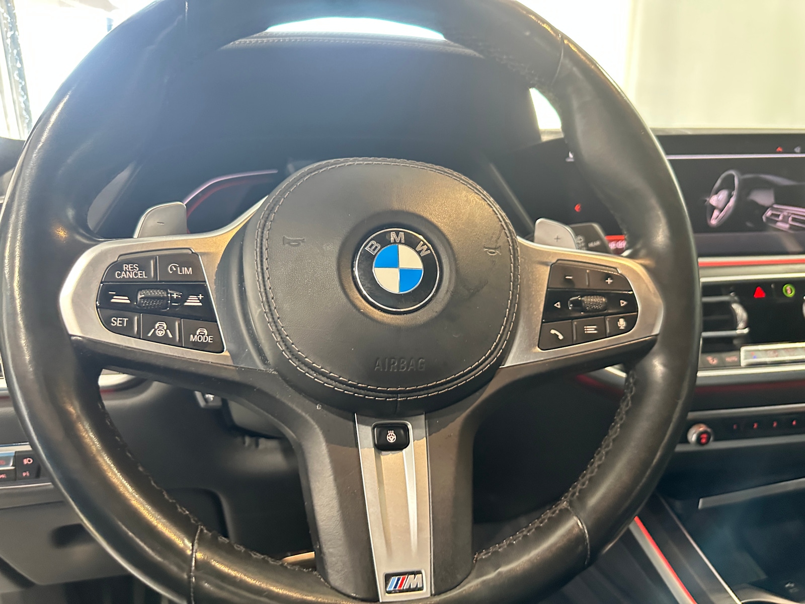 Thumbnail: 2019 BMW X7 - 4