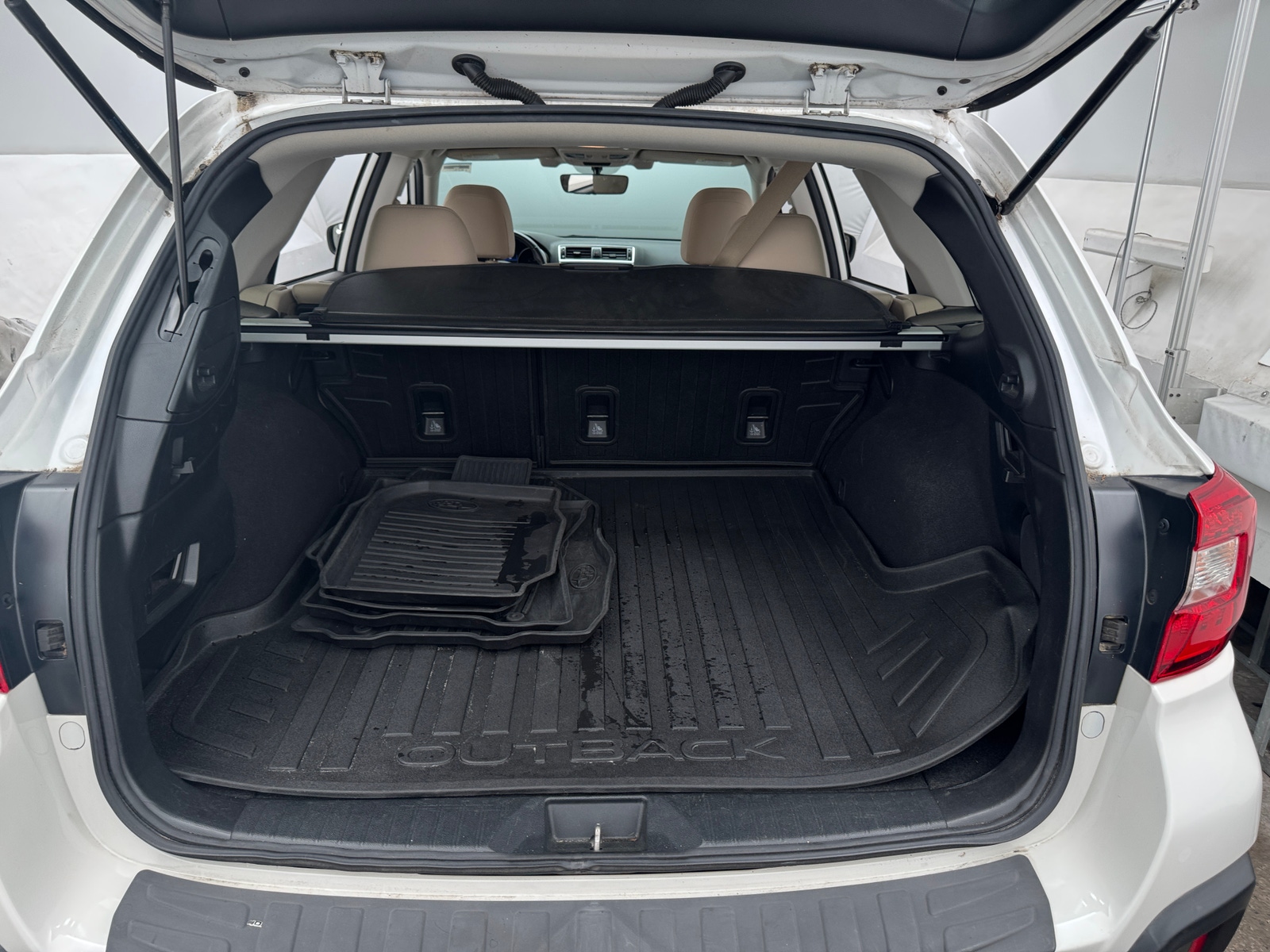Thumbnail: 2019 Subaru Outback - 6
