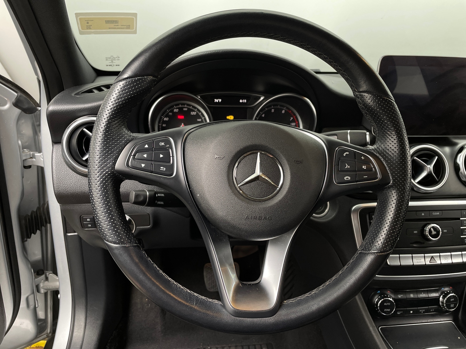 Thumbnail: 2019 Mercedes-Benz GLA - 4