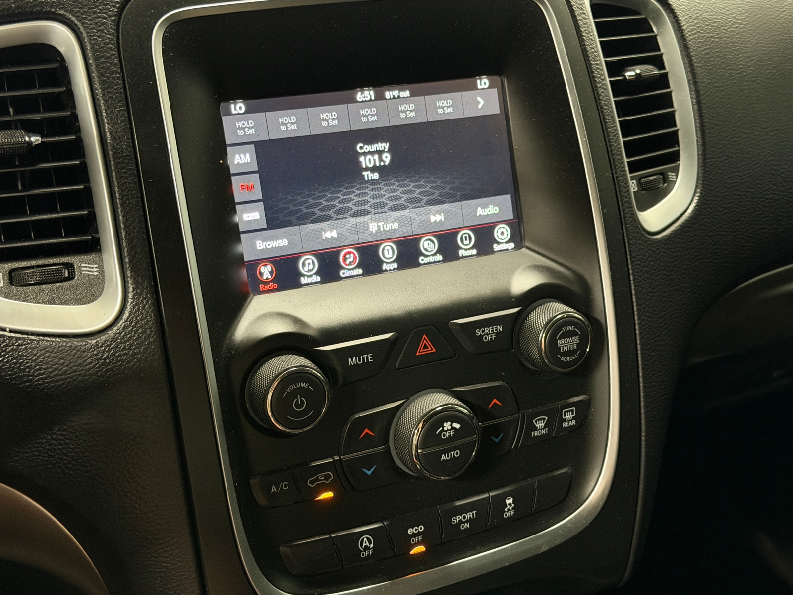 Thumbnail: 2019 Dodge Durango - 4