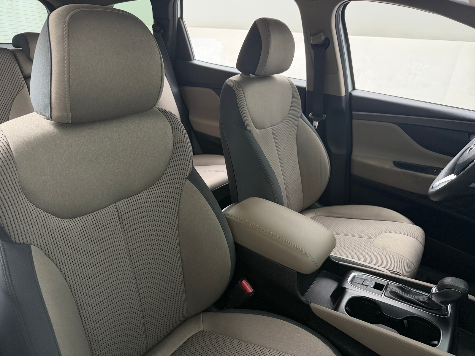 Thumbnail: 2019 Hyundai Santa Fe - 2