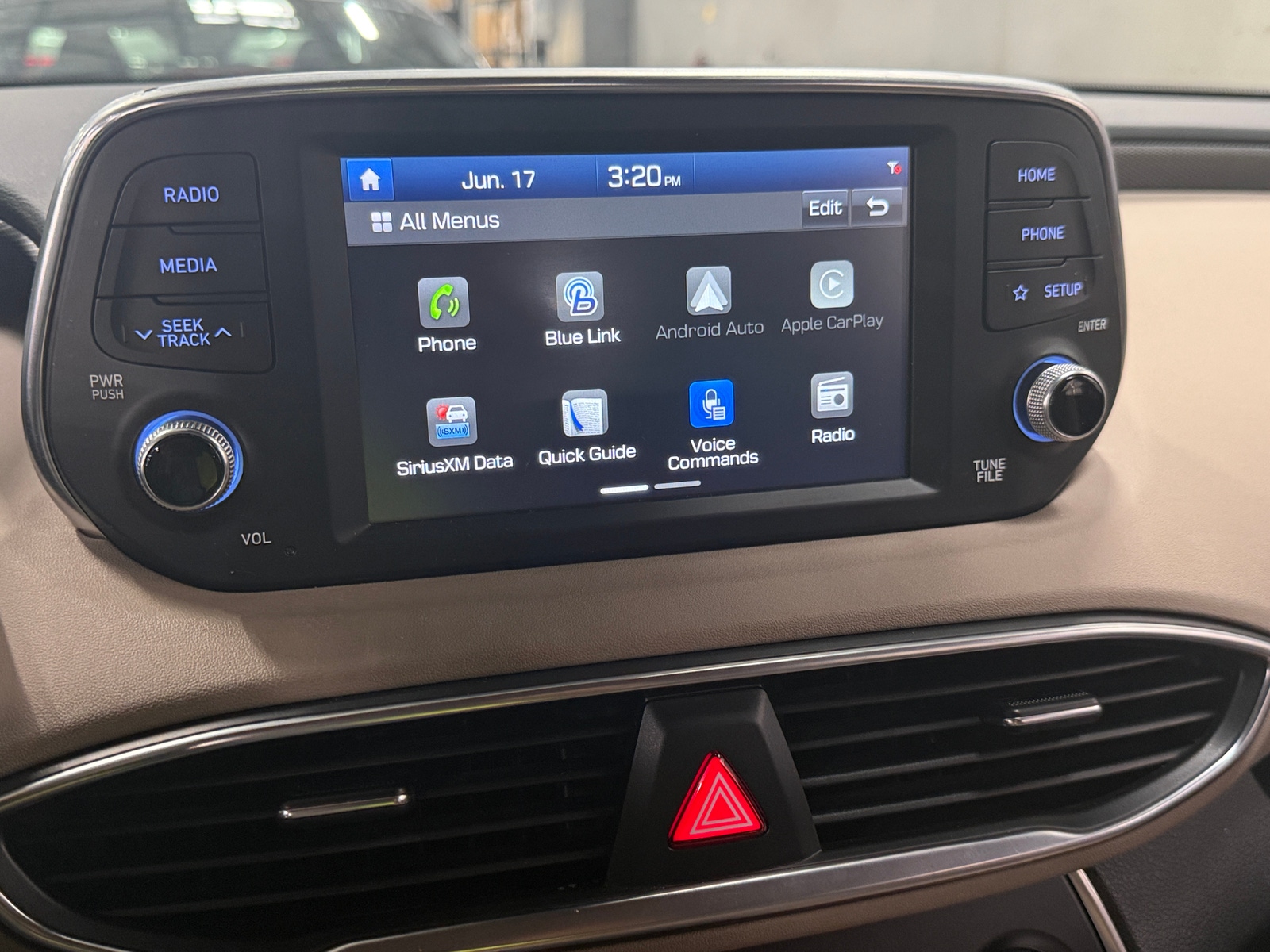 Thumbnail: 2019 Hyundai Santa Fe - 4