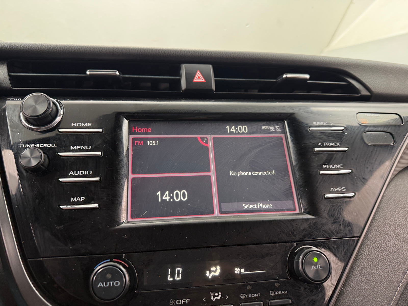 Thumbnail: 2019 Toyota Camry - 4
