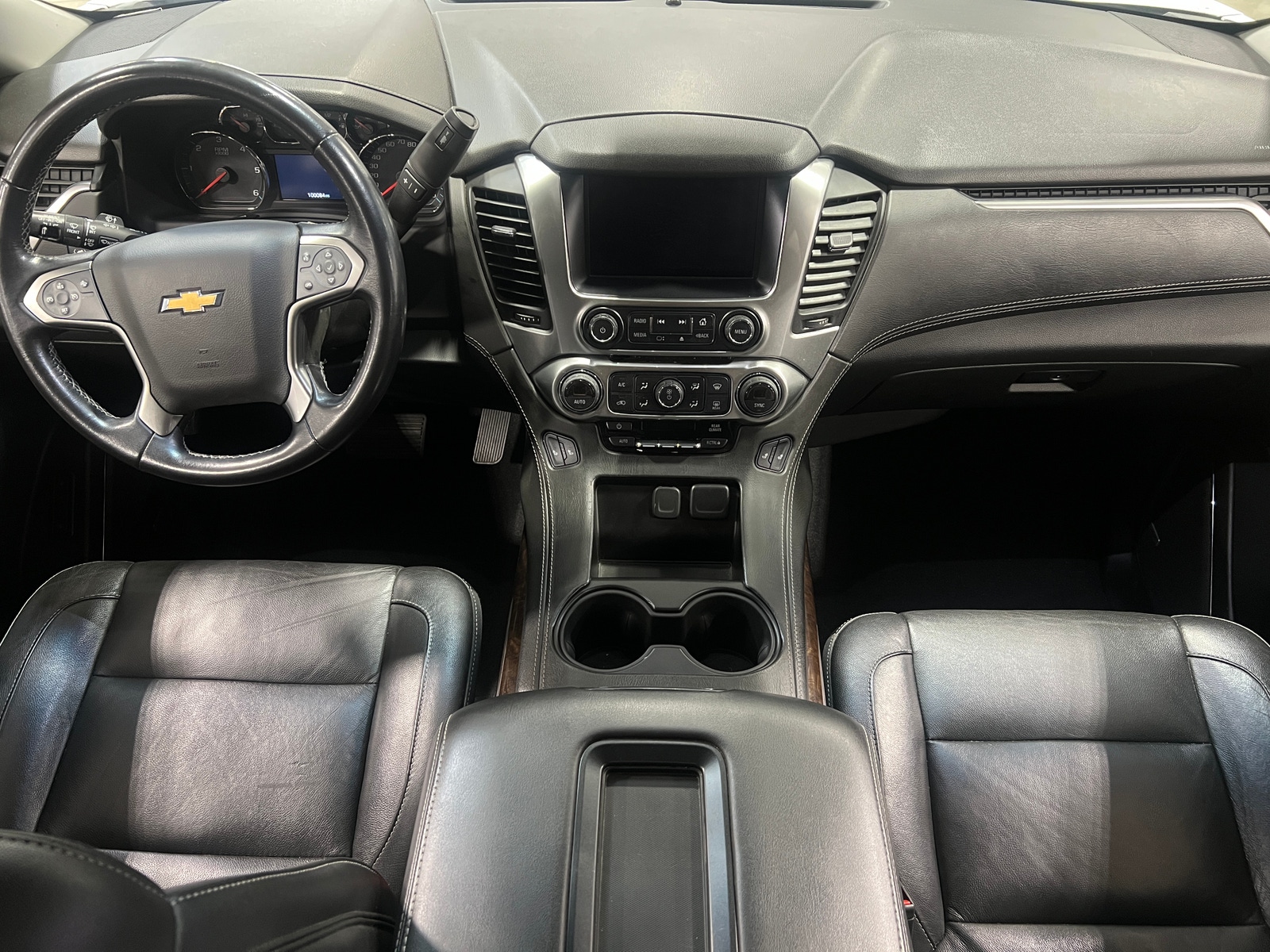 Thumbnail: 2020 Chevrolet Suburban - 2