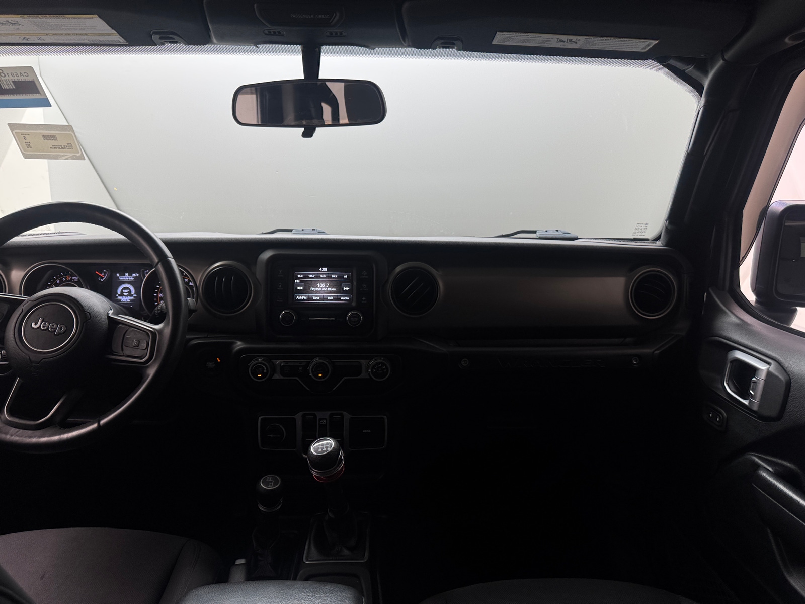 Thumbnail: 2018 Jeep Wrangler - 3