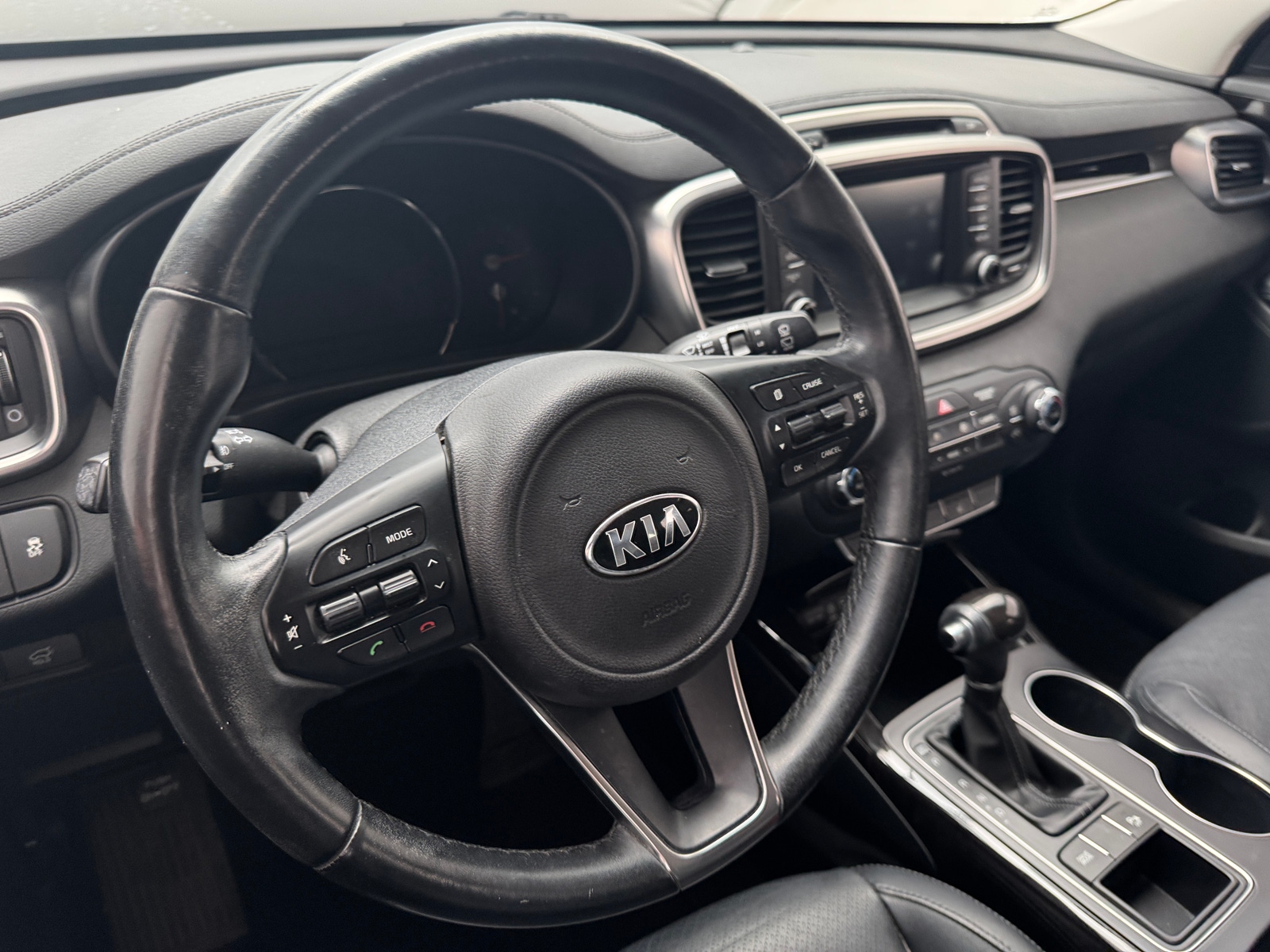 Thumbnail: 2018 Kia Sorento - 4
