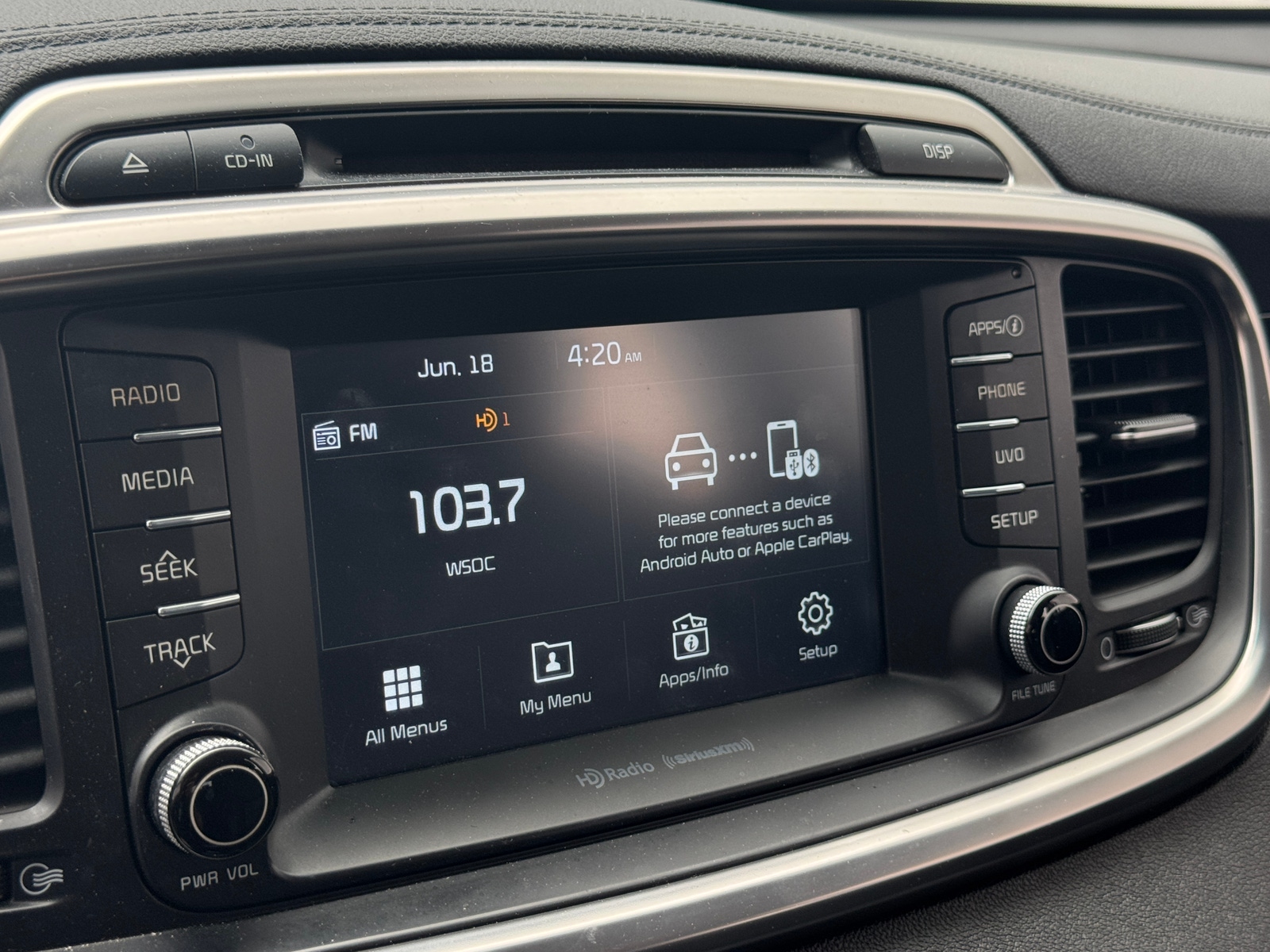Thumbnail: 2018 Kia Sorento - 3