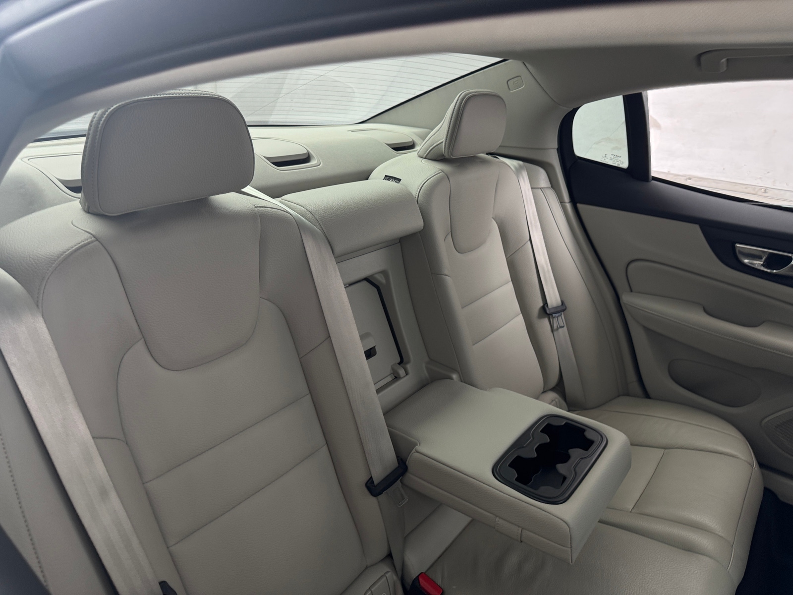 Thumbnail: 2021 Volvo S60 - 5