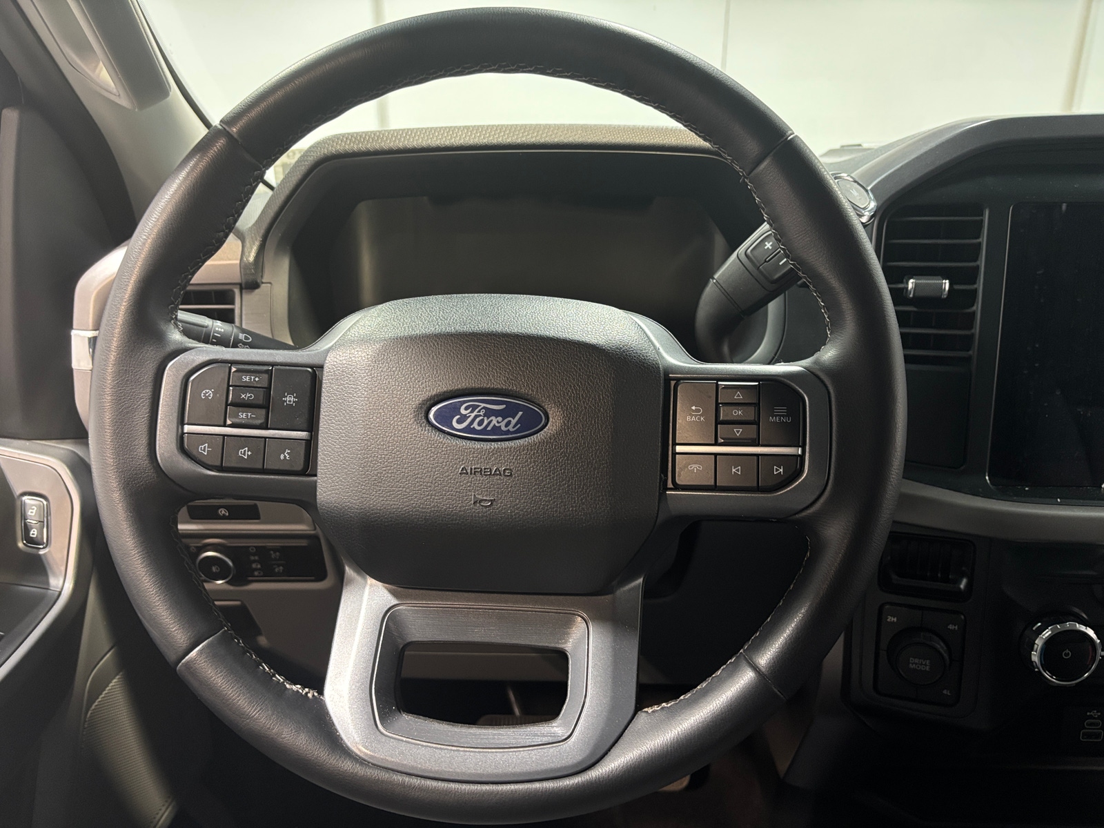 Thumbnail: 2025 Ford Econoline - 5