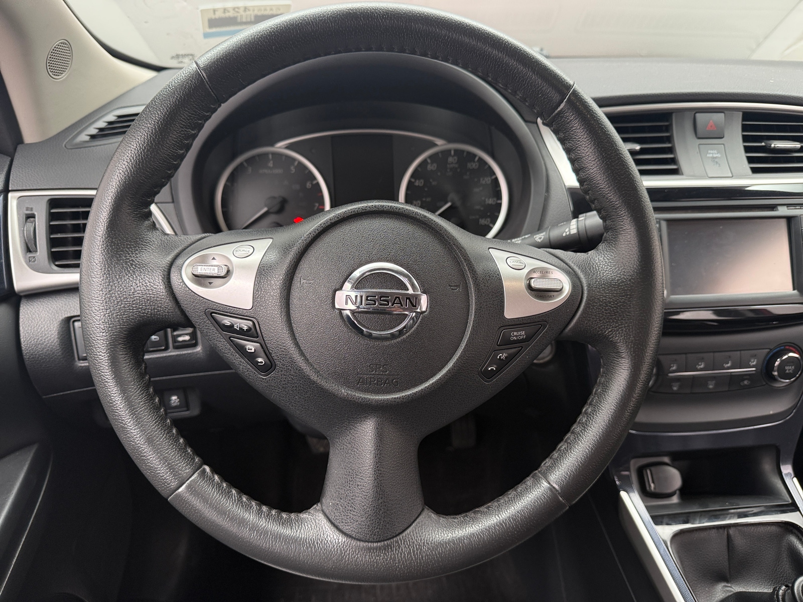 Thumbnail: 2017 Nissan Sentra - 5