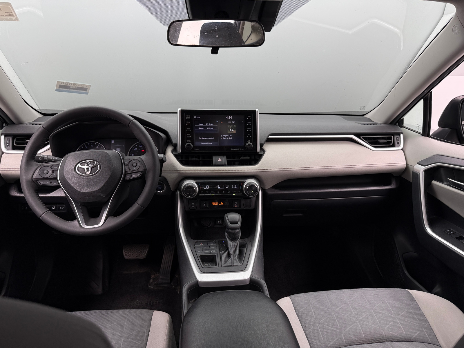 Thumbnail: 2019 Toyota RAV4 - 3