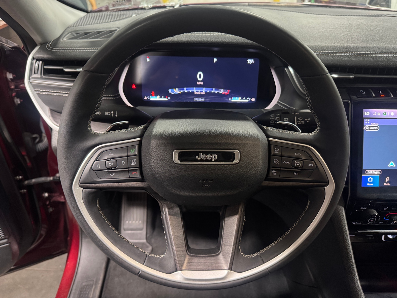 Thumbnail: 2023 Jeep Grand Cherokee - 4