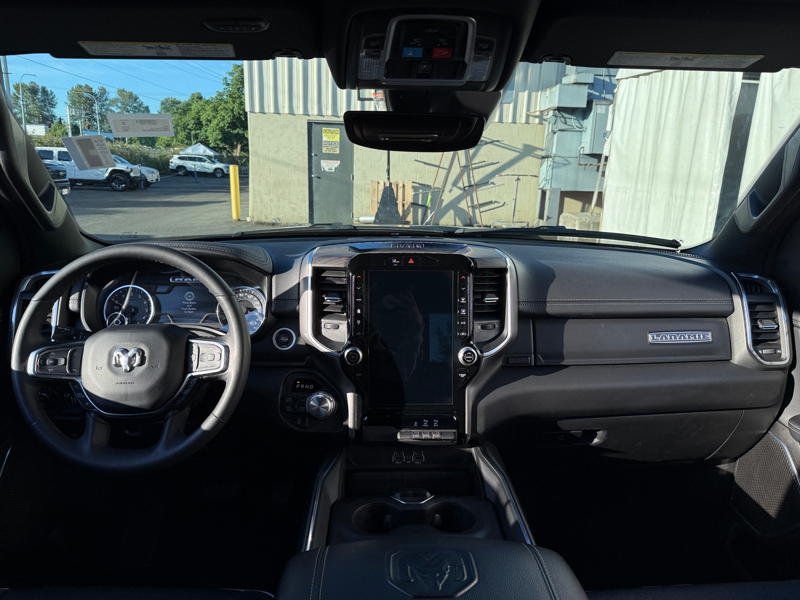 Thumbnail: 2025 RAM 1500 - 2