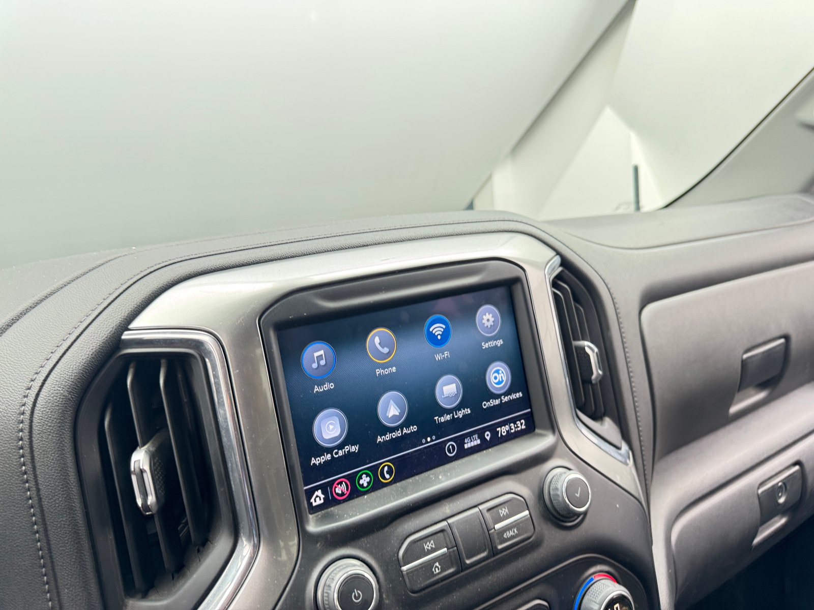 Thumbnail: 2022 Chevrolet Silverado 2500 - 4