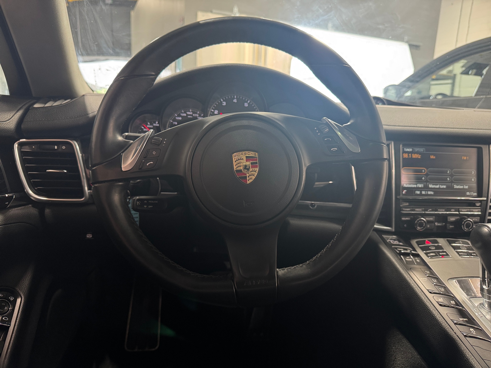 Thumbnail: 2014 Porsche Panamera - 4