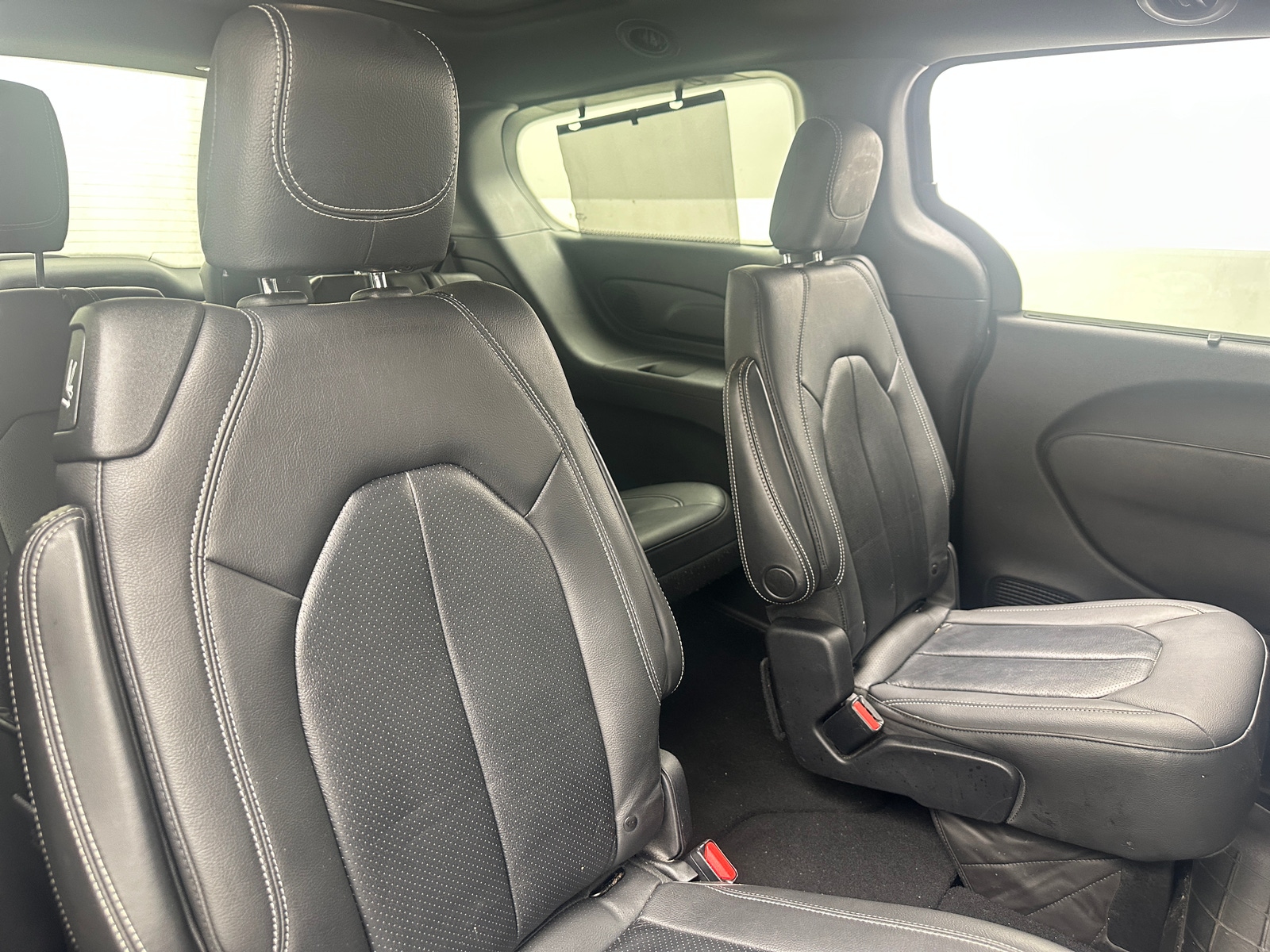 Thumbnail: 2019 Chrysler Pacifica - 5
