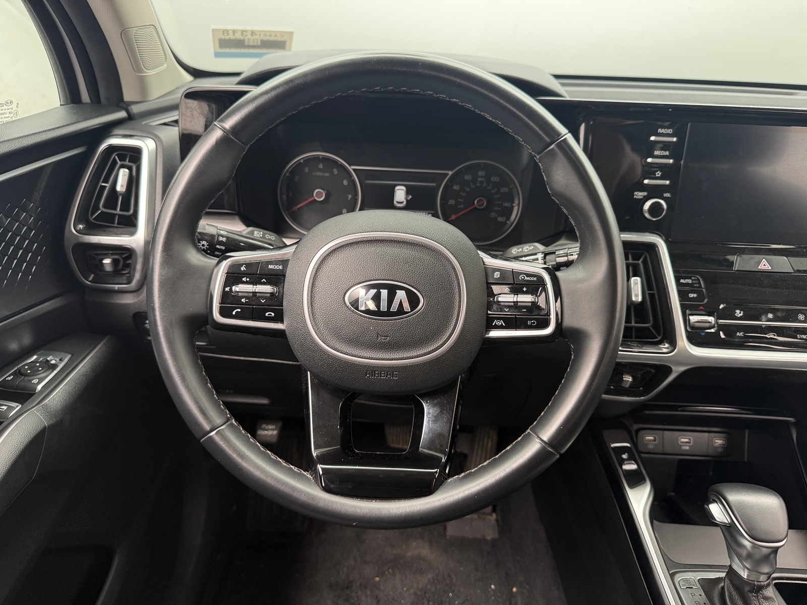 Thumbnail: 2021 Kia Sorento - 4