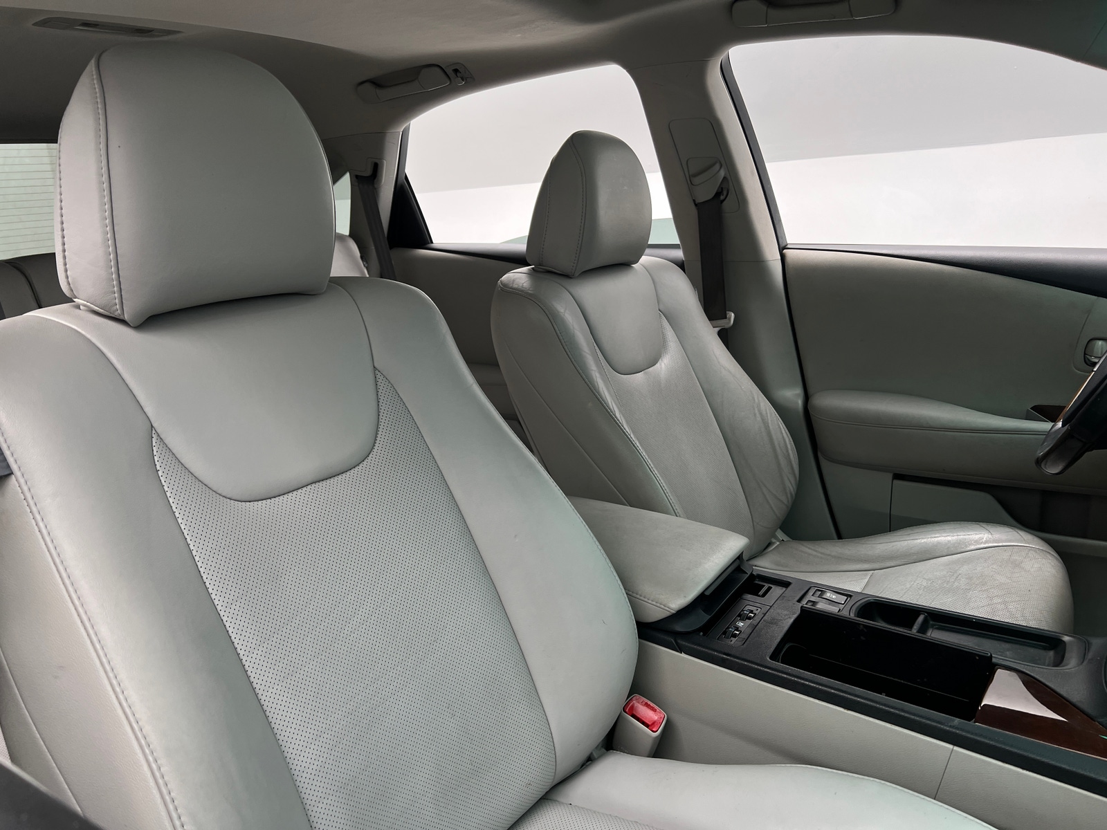 Thumbnail: 2012 Lexus RX - 2