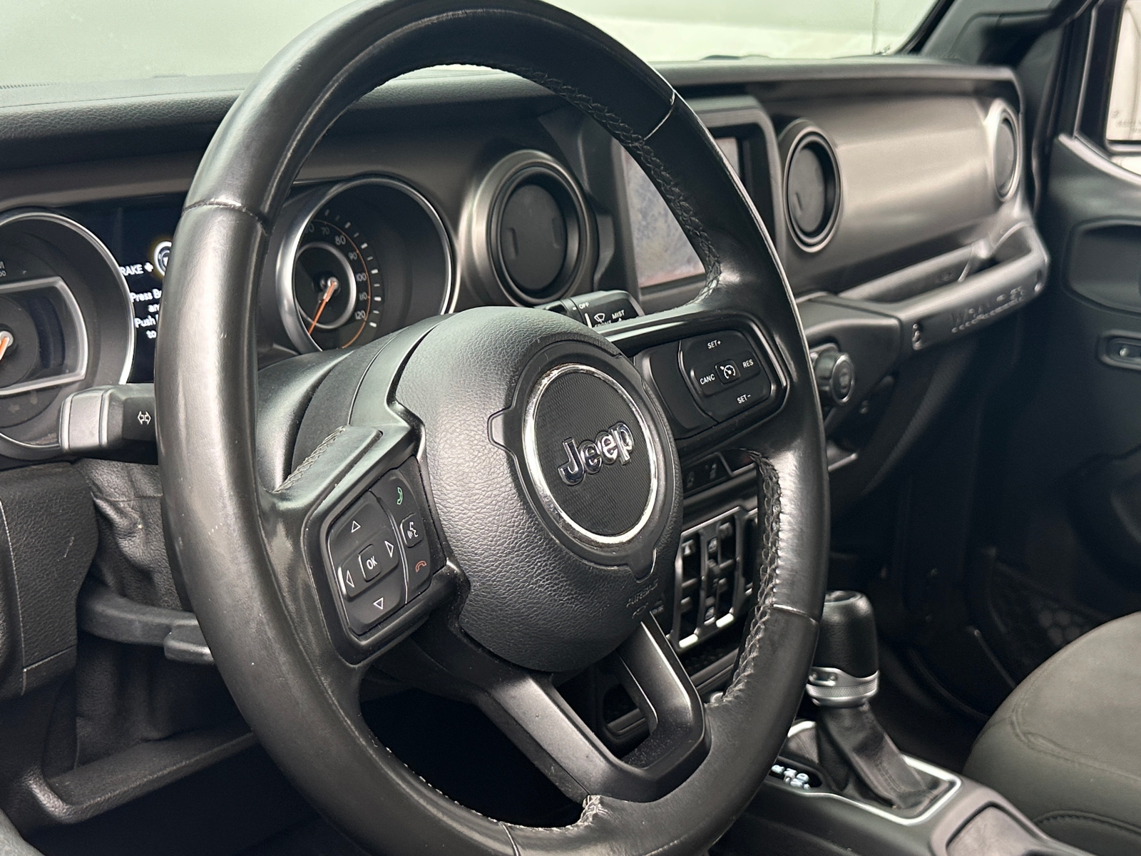 Thumbnail: 2019 Jeep Wrangler - 5