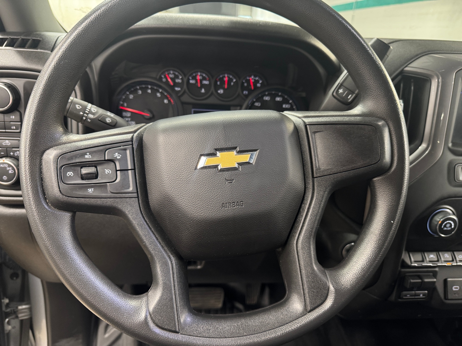 Thumbnail: 2024 Chevrolet Silverado 1500 - 5
