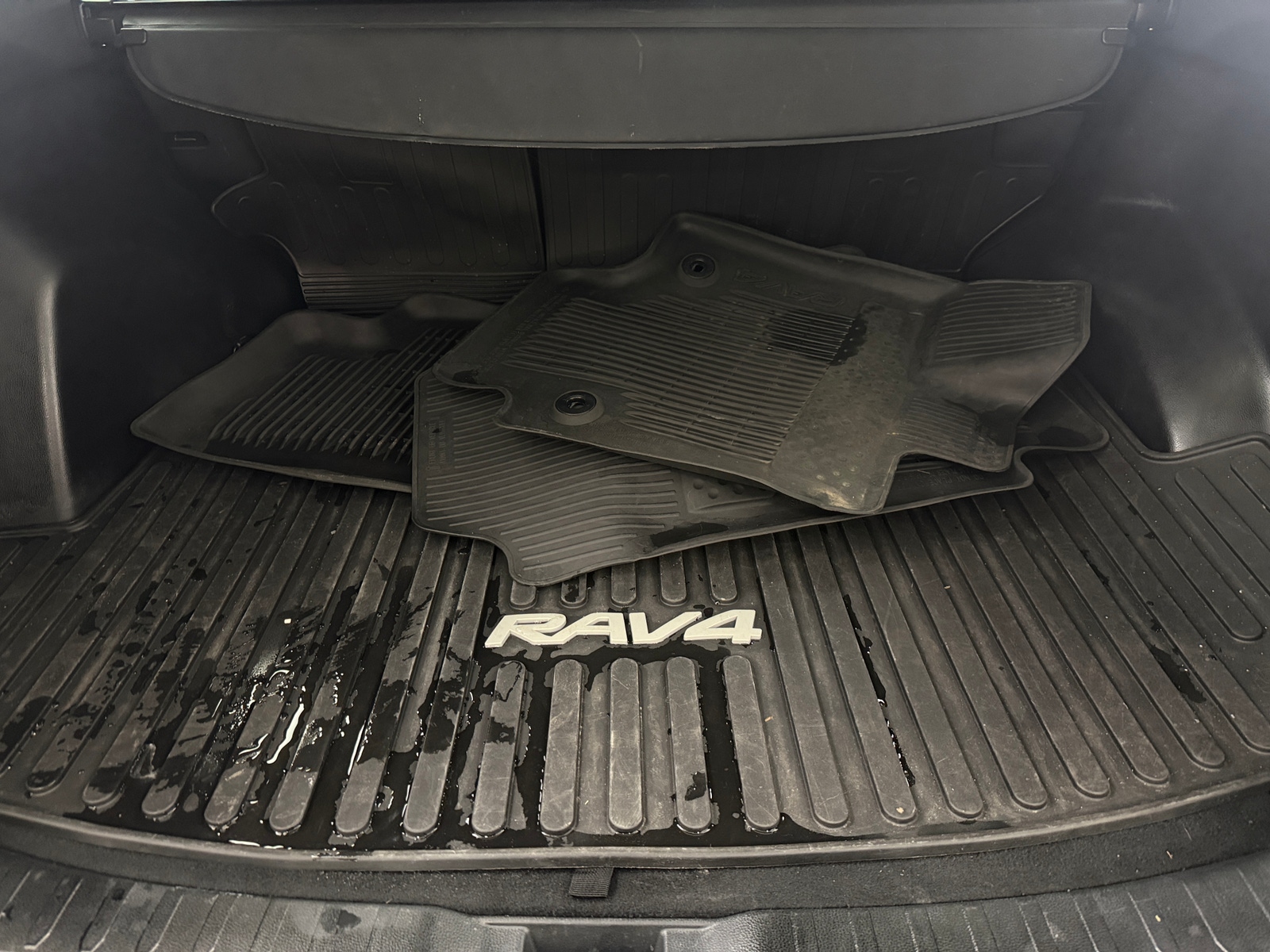 Thumbnail: 2023 Toyota RAV4 - 7