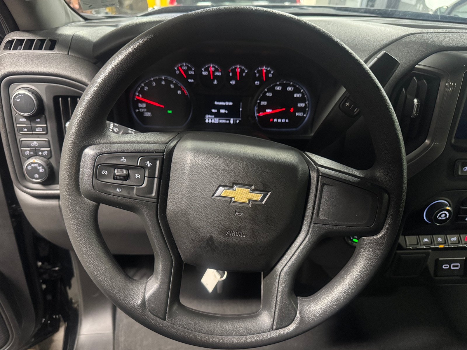Thumbnail: 2025 Chevrolet Silverado 1500 - 5