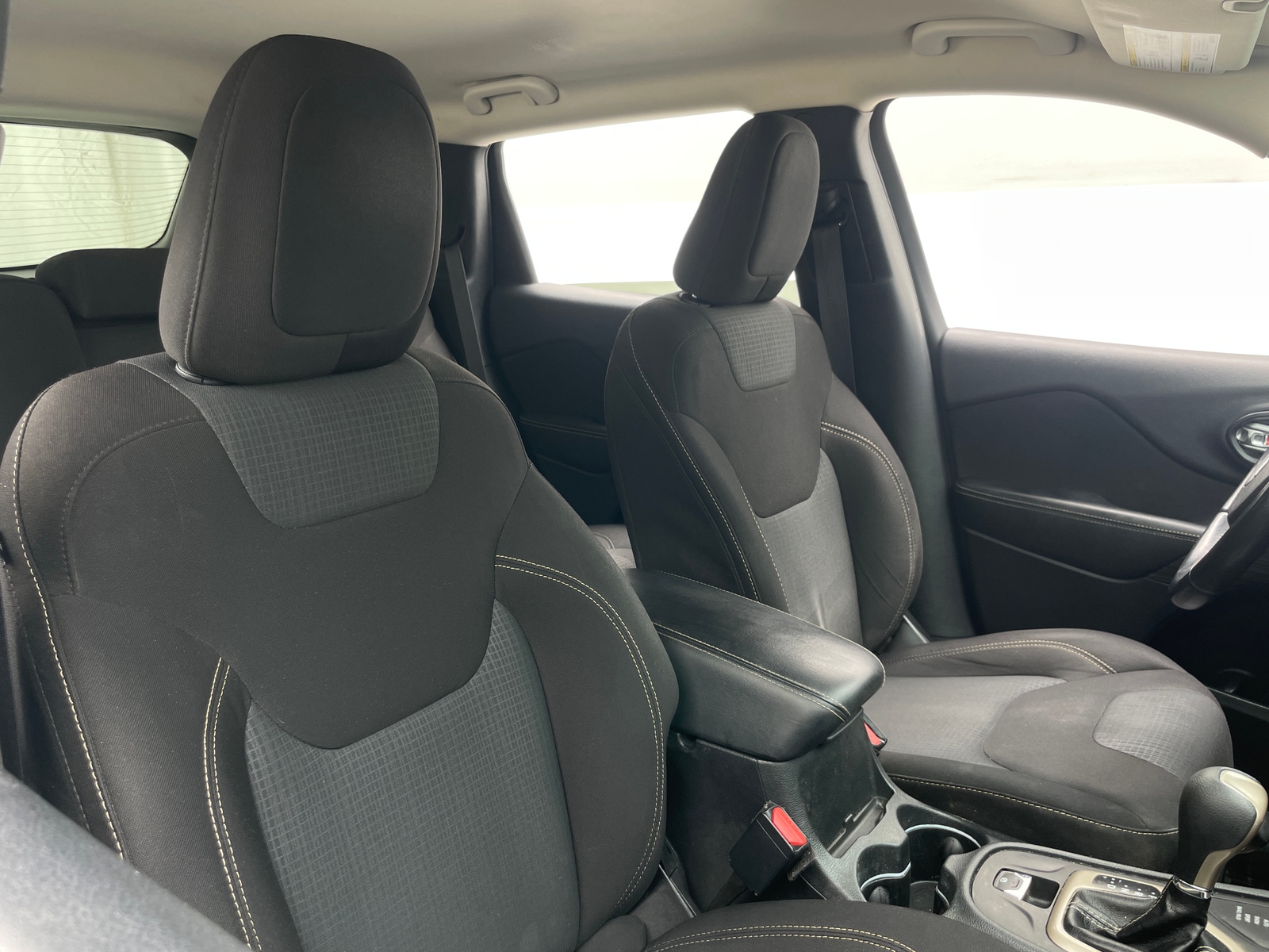 Thumbnail: 2016 Jeep Cherokee - 2