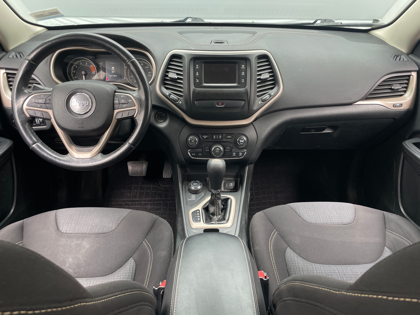 Thumbnail: 2016 Jeep Cherokee - 3