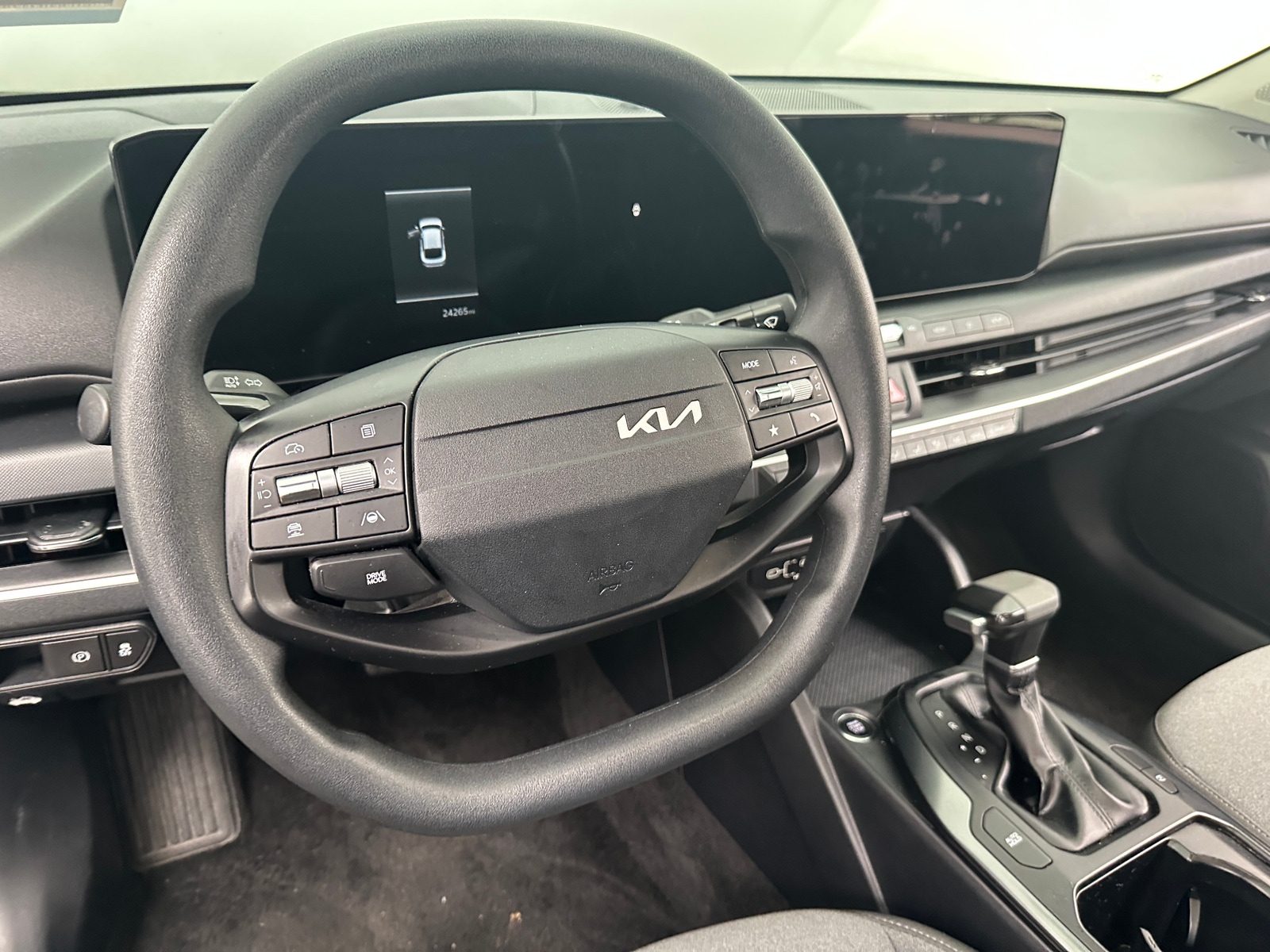 Thumbnail: 2025 Kia K4 - 5