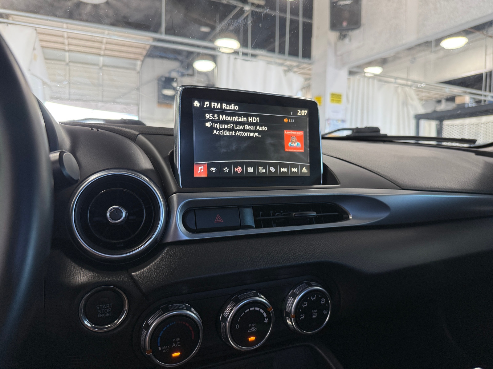 Thumbnail: 2018 Fiat 124 Spider - 4