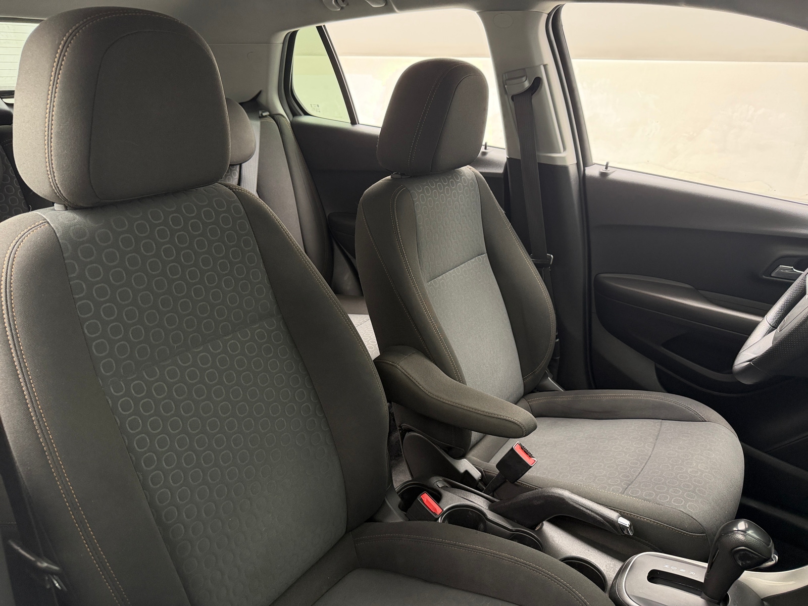 Thumbnail: 2020 Chevrolet Trax - 2
