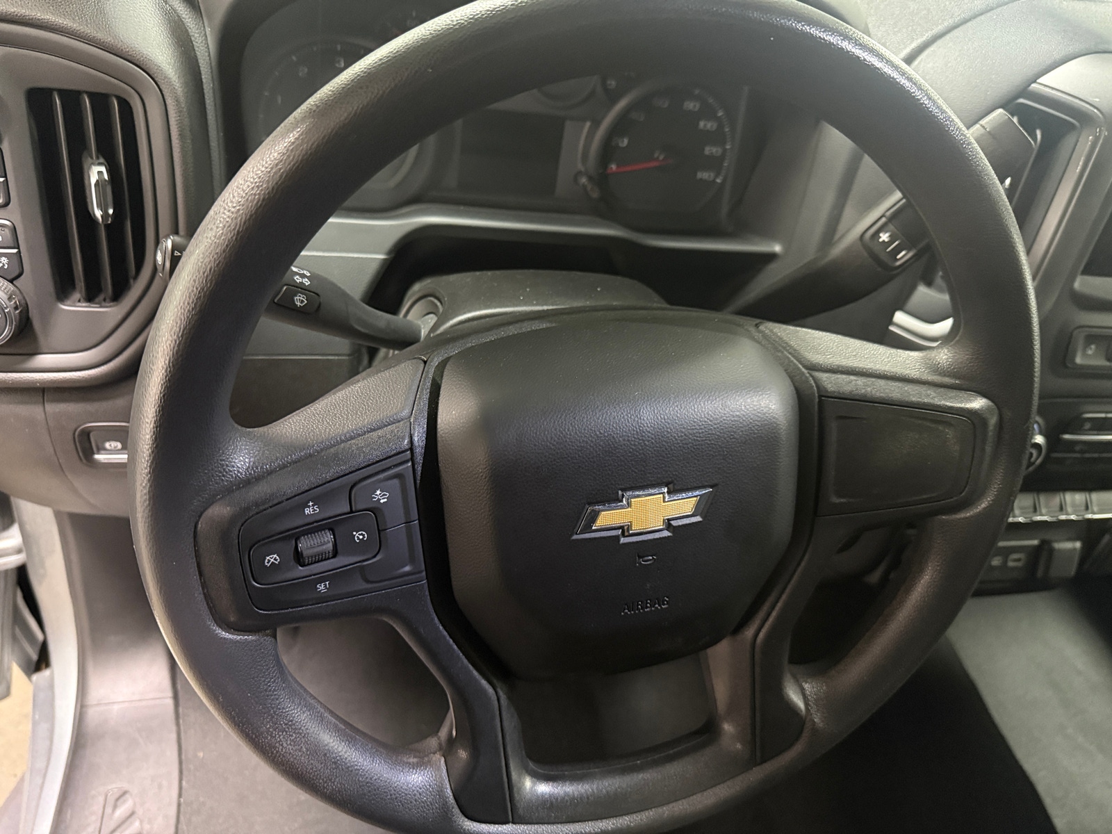 Thumbnail: 2024 Chevrolet Silverado 2500 - 5