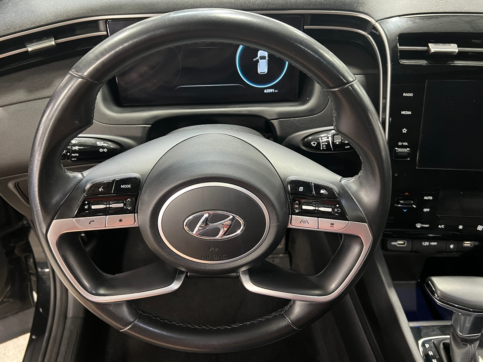 Thumbnail: 2023 Hyundai Tucson - 4