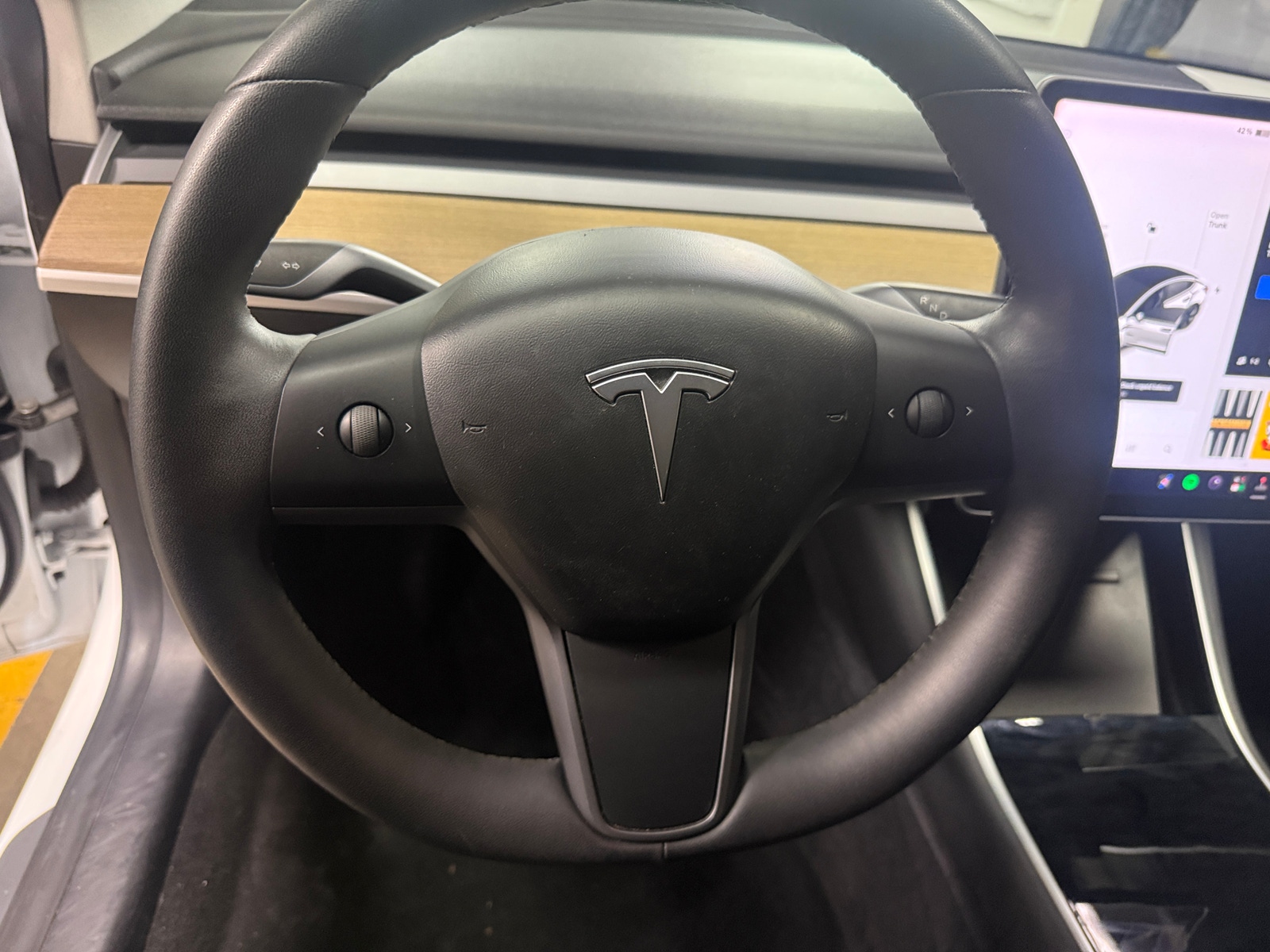 Thumbnail: 2020 Tesla Model 3 - 4