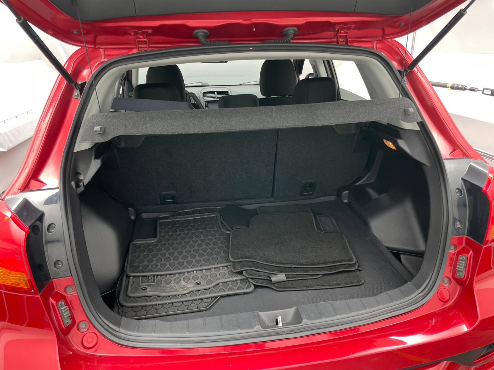 Thumbnail: 2019 Mitsubishi Outlander Sport - 7