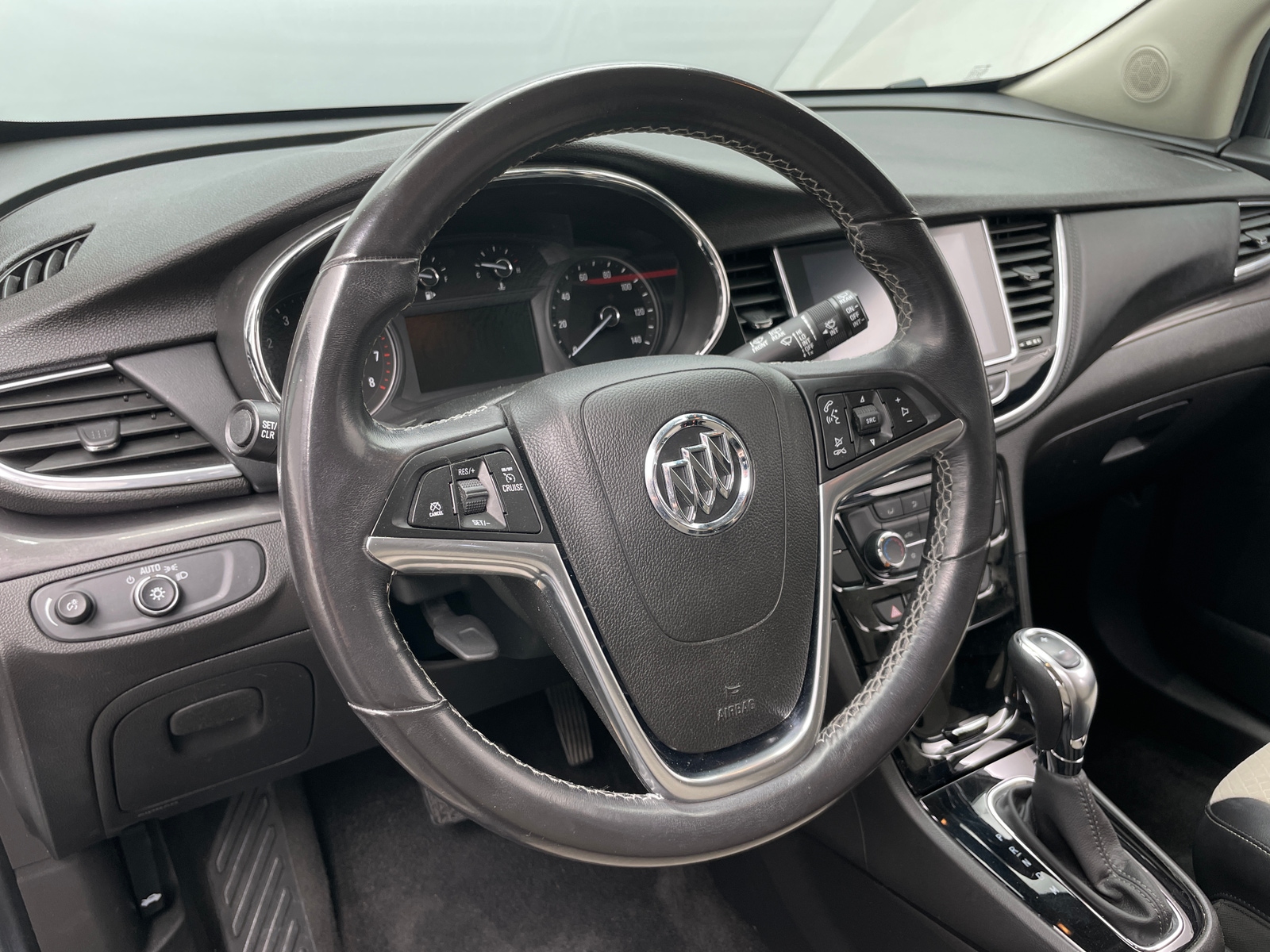 Thumbnail: 2019 Buick Encore - 4