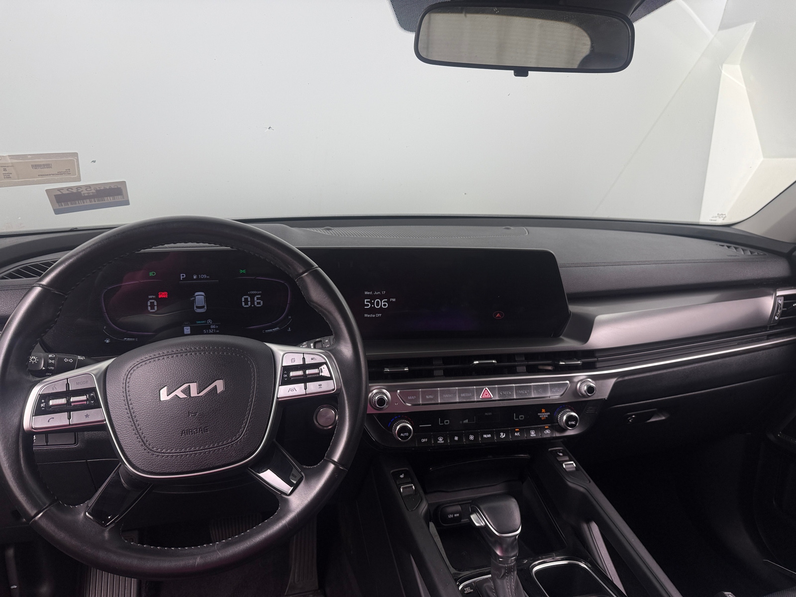 Thumbnail: 2023 Kia Telluride - 2