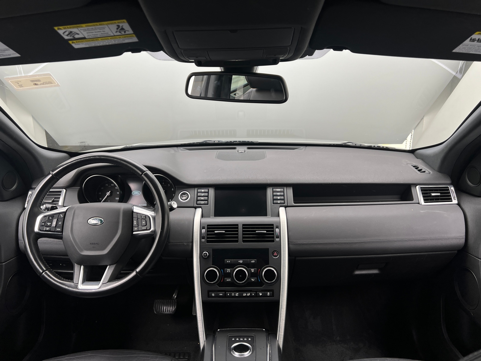 Thumbnail: 2019 Land Rover Discovery Sport - 2