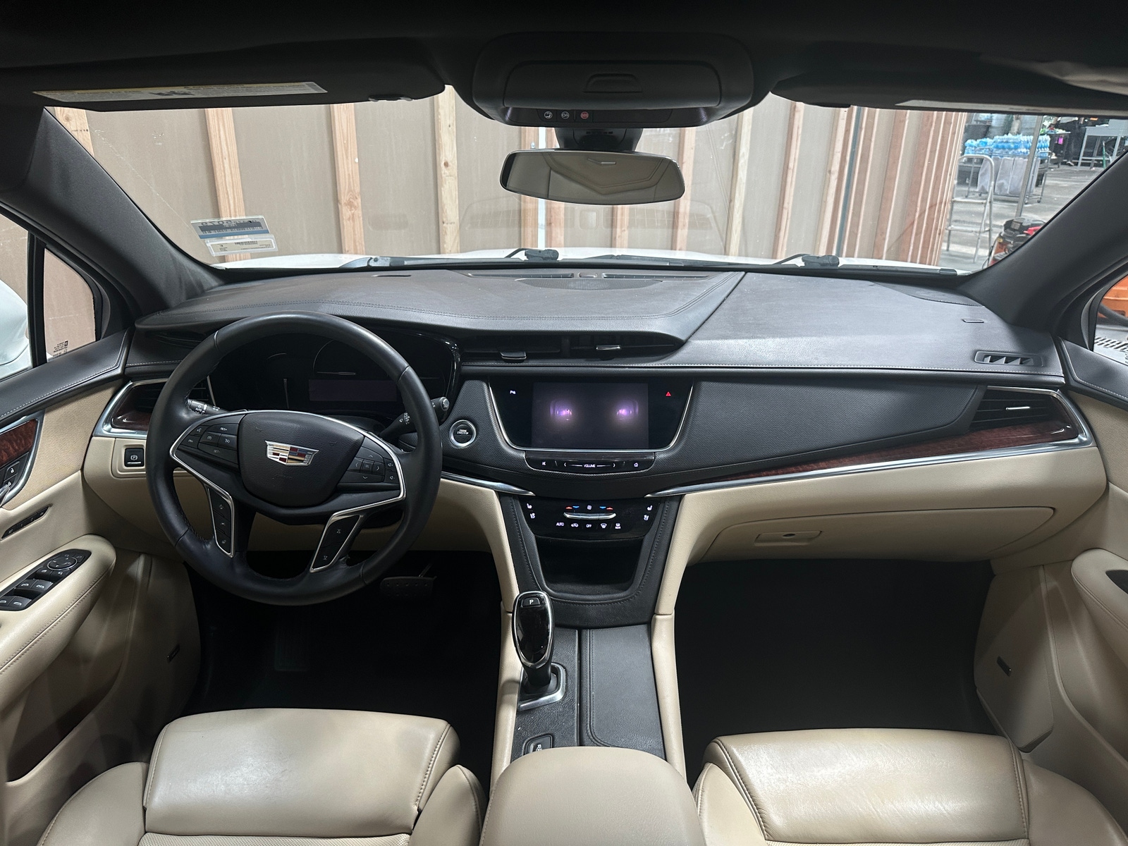 Thumbnail: 2017 Cadillac XT5 - 2