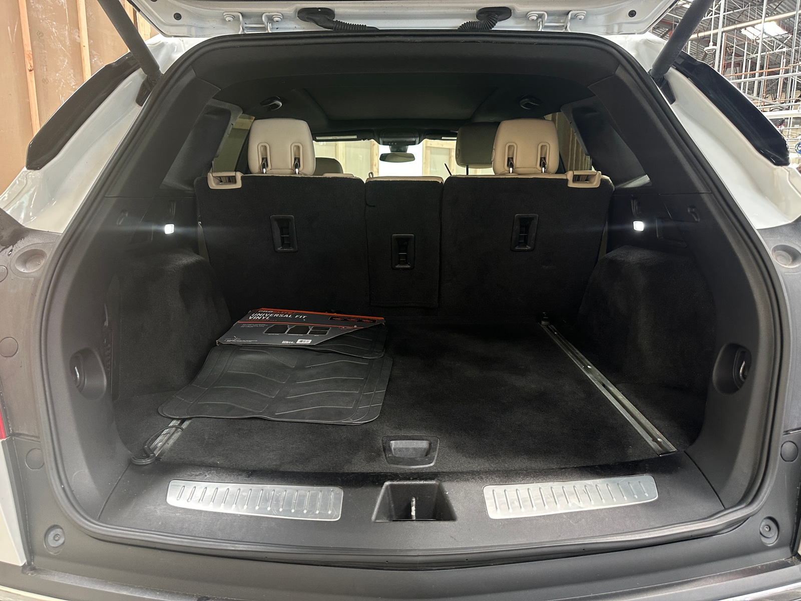 Thumbnail: 2017 Cadillac XT5 - 6