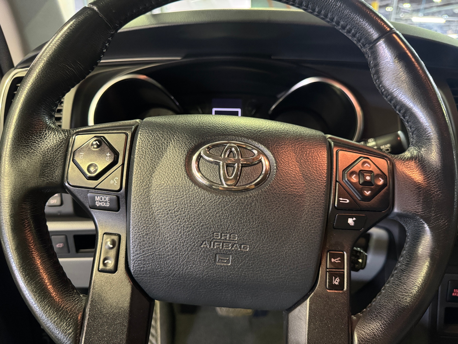 Thumbnail: 2020 Toyota Sequoia - 4